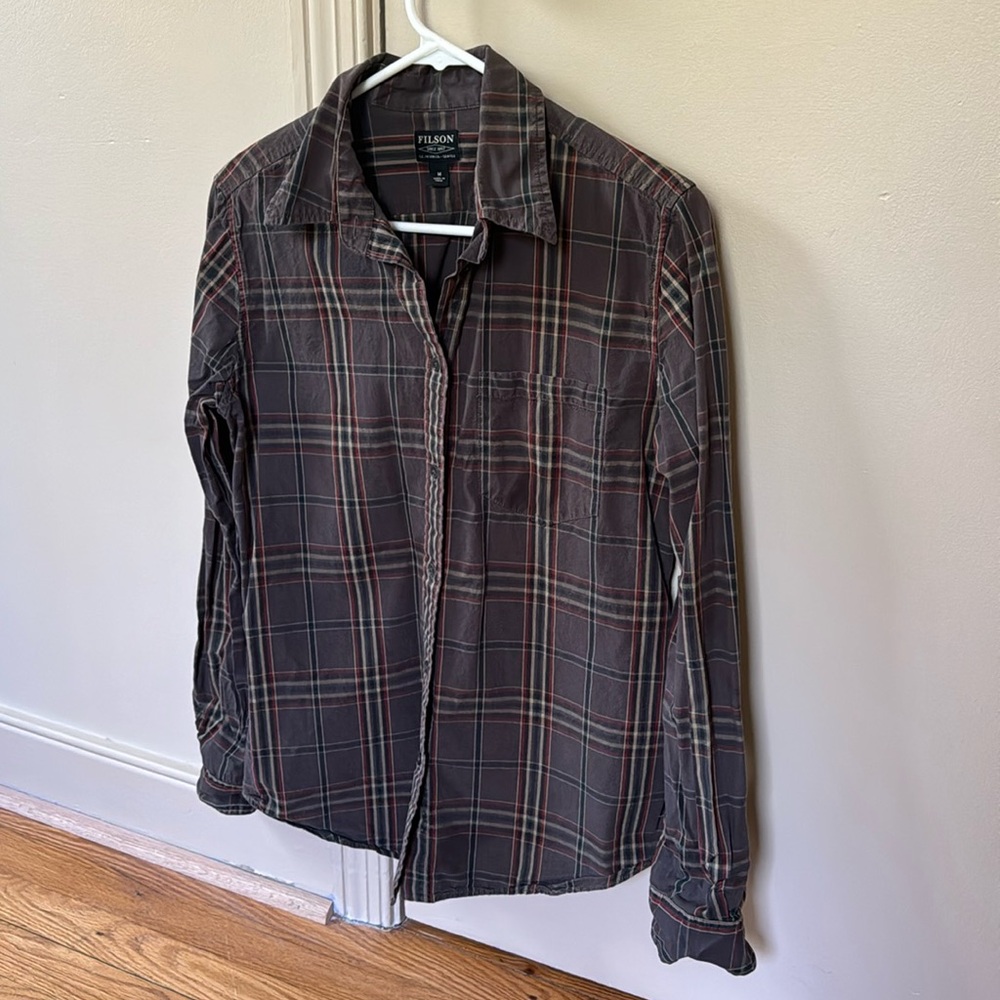 Filson women’s plaid button down shirt brown M